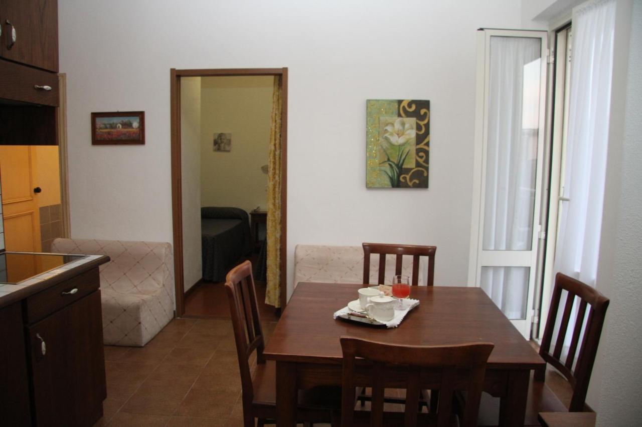 Residence I Due Pini Марина-ди-Гроссето Экстерьер фото